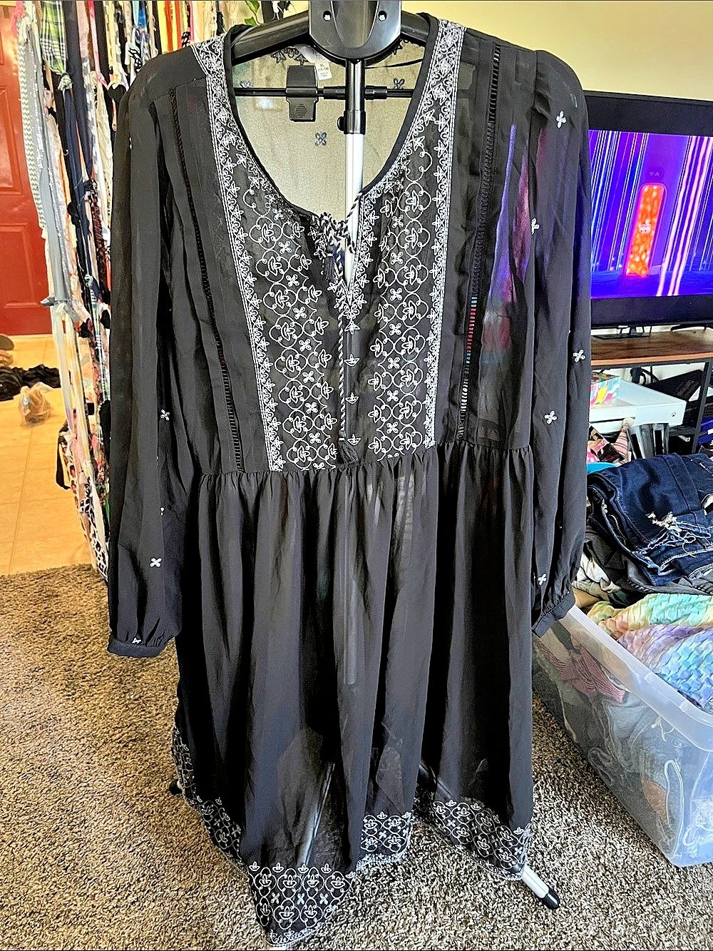 Time and Tru Women's Black Sheer Floral Dress Size XL (16-18)